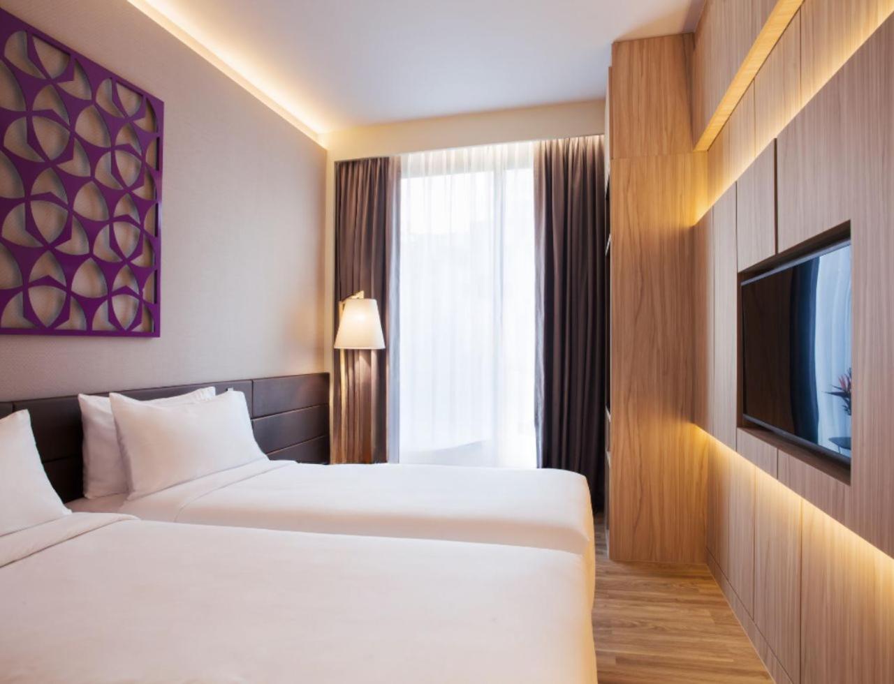 Mercure On Stevens Hotel Singapore